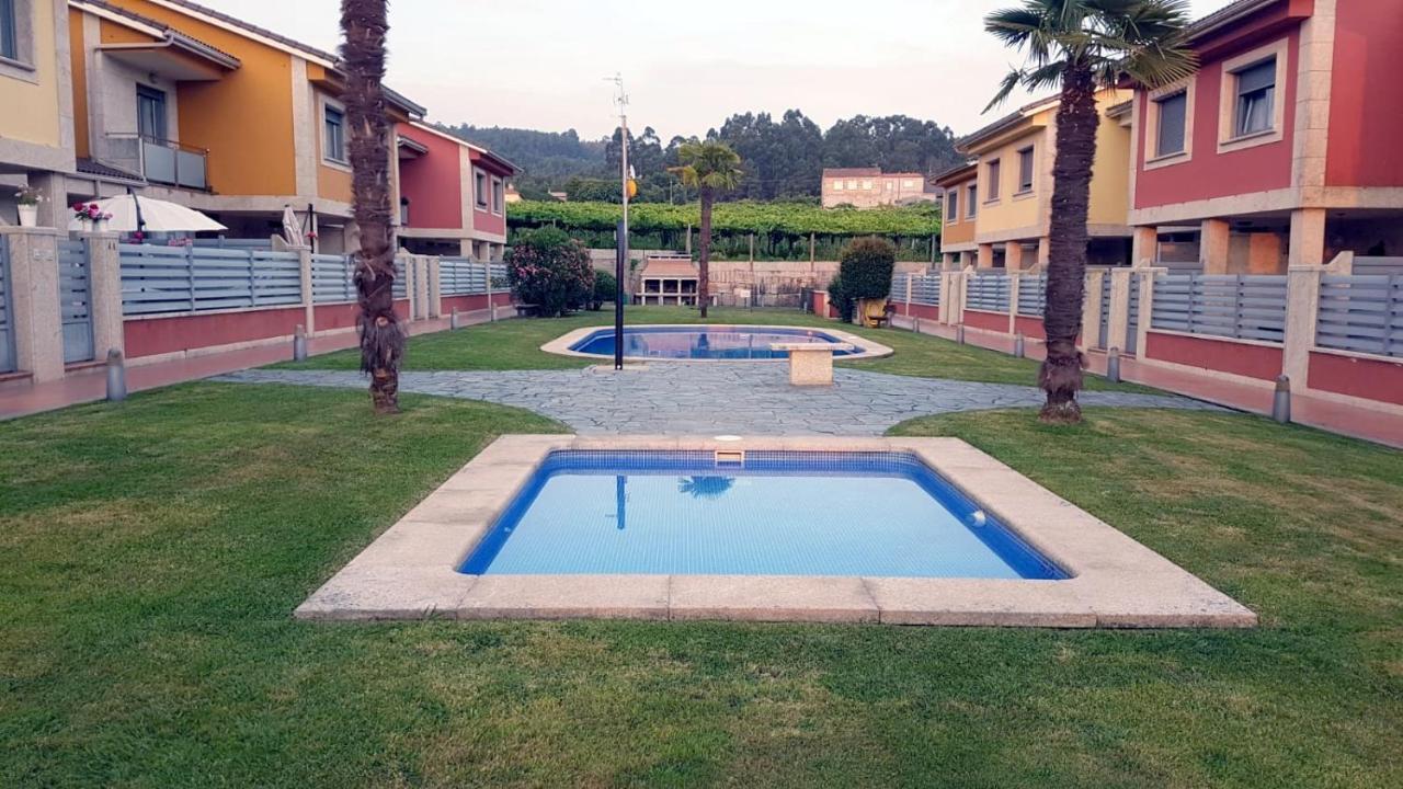 Chalet Vacacional Salnes Sur Con Piscina كامبادوس المظهر الخارجي الصورة